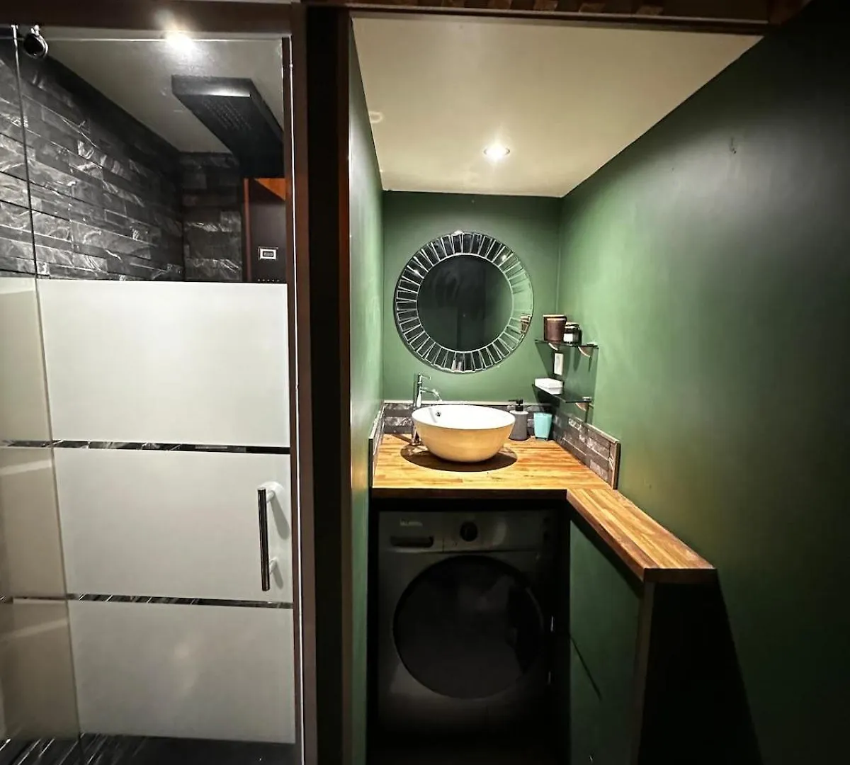 Apartment Charmant Studio Face Gare Annecy